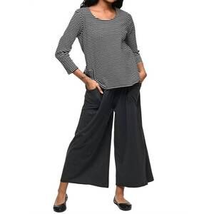 NEW TULIP CLOTHING striped flowy top in black